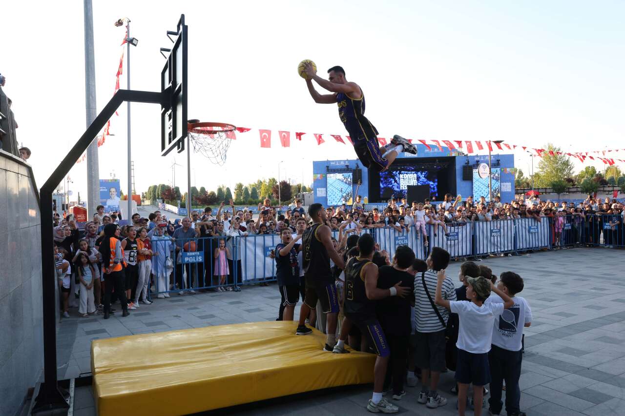 Konya’da bilim ve teknoloji şöleni ilk günden alana sığmadı 15